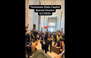 Man Burns Confederate Flag Photo In The Tennessee State Capitol In Front Of Police