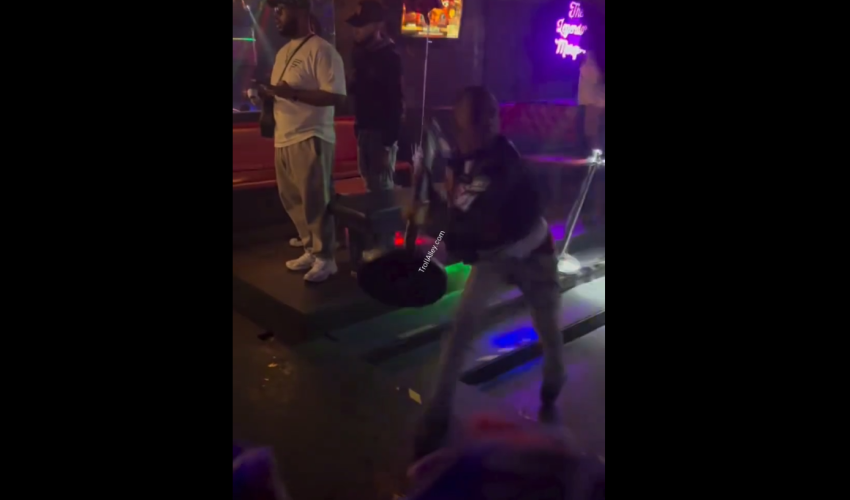 Gay Man Grabbed The Whole VIP Pole After A Straight Guy Kept Harassing Him