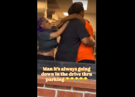 Popeyes Manager And Her Cousin She Hired As A Employee Gets Into A Altercation In Front Of A Customer At The Drive Thru