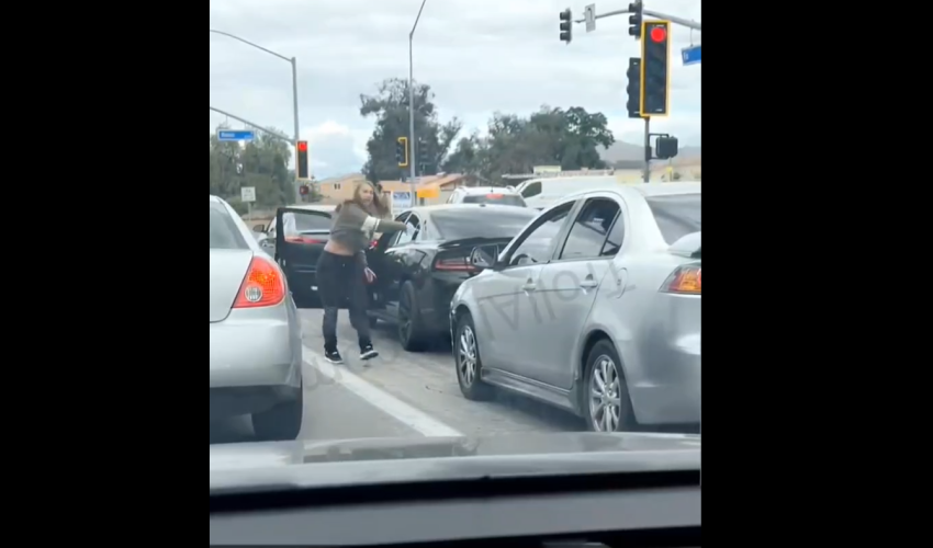 Woman Had Another Woman Terrified To Get Out Her Car During A Road Rage In Moreno California