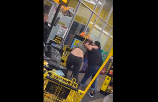 Dollar General Employees Tried To Hold On To Thieves To Save A Billion Dollar Company Products