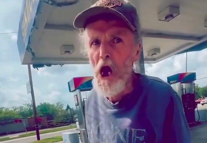 62 Year Old Maga Supporter Wasn’t Having With This Woman Attitude During A Road Incident