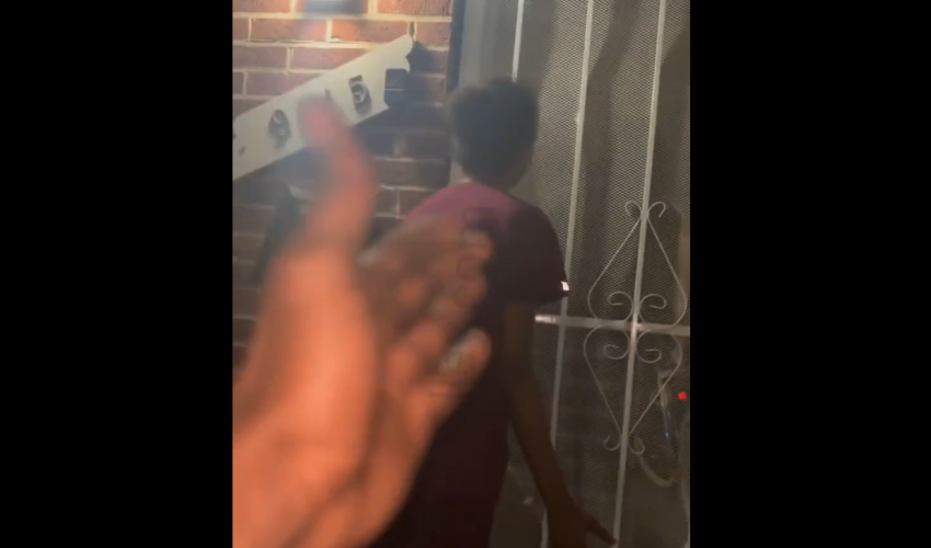 Dude Got Mad After His Girl Went To His Mother House To Tell On Him After Zipping His Dog During A Argument