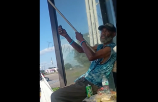 Tweaker Made The Biggest Pipe Ever And Had To Get Help From Somebody To Hit It