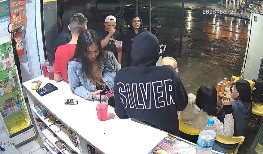 How To Make A Crowd Of Hungry People Scatter