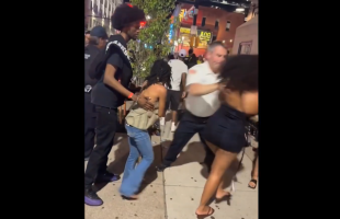 New York Lieutenant Police Officer Pushed A Girl For No Reason During A Altercation