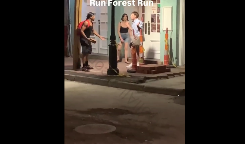 Woman Helps Her Boyfriend And Backdoors A Guy With A Brick After He Assaulted Her For Being With A Black Man