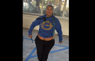 Man Almost Got Poked By A Homeless Woman After She Got Mad Because He Wouldn’t Let Her Stay With Him After Cracking