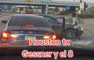 Houston Texas Road Rage Is Different, They Tried To Pull Of Quick After Doing This But Got Railed