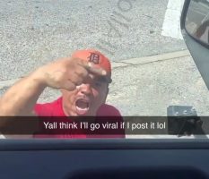 Female Truck Driver Gets Told She Didn’t Know How To Drive And She Had This Short Guy Heated In Traffic
