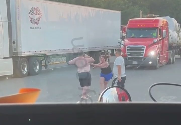 Trucker Calls Police After He Didn’t Want To Pay A Woman After She Gave Him Services Inside His Truck