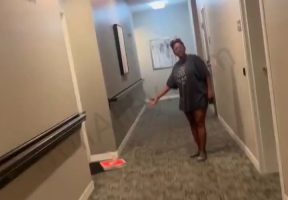 Older Woman Gets Heated After Doordash Delivery Driver Put Her Pizza On The Ground Because She Didn’t Answer The Door