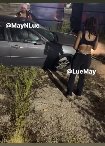 Memphis Woman Crashed Her Car And Went Off On Everybody That Tried To See If Was Ok