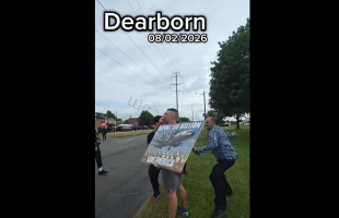 Dude Gets Snuck By Anti Ice Supporters For Supporting Ice And Deportation