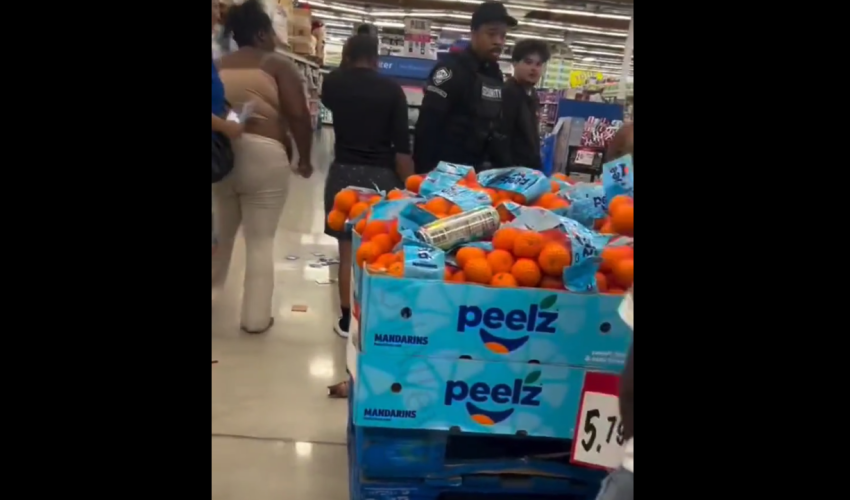 Two Girls Handled A Man And Robbed Him For His Gun During A Altercation In The Store And Then Told Him He Wasn’t Getting It Back