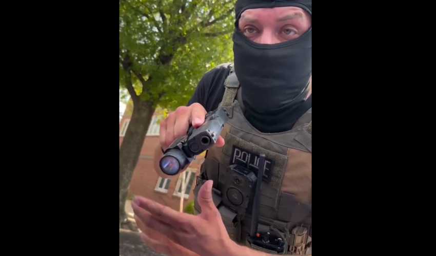 Ice Agents Pulled A Gun In A Woman Face After She Allegedly Tried To Run Them Over To Protect Illegals