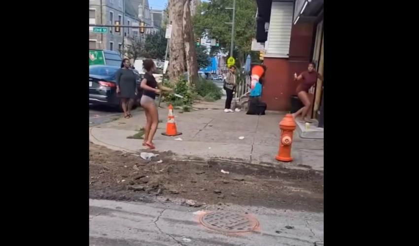Girl With A Knife Gets Chased Down After Pulling A Knife On Another Girl During A Altercation