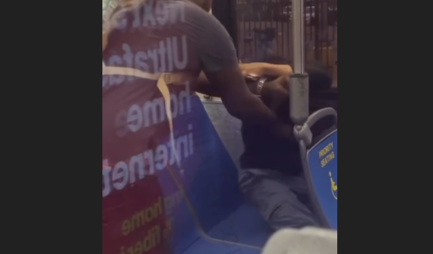 Man Put Hands On A 11 Year Year Boy After The Boy Hit Him First And Kept Disrespecting Him On The Public Bus
