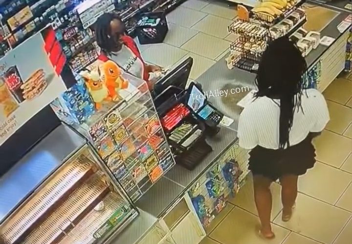 Woman Pulled Up To A Woman Job For Talking Crazy On Facebook And Used A Buzz Ball On Her