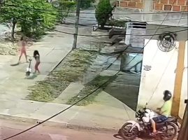 Man Gets Caught Trying To Lure Two Little Girls
