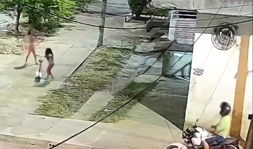 Man Gets Caught Trying To Lure Two Little Girls