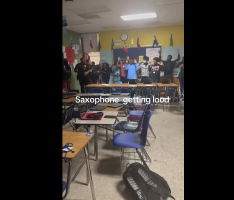 Police Really Walked In The Classrooms And Drawed Down On The Students At A School Name Plantation In Florida