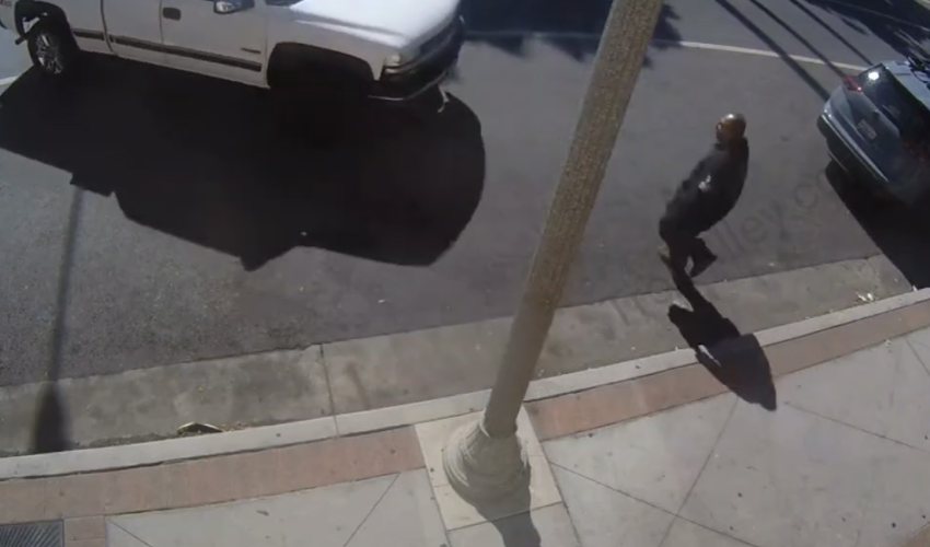 Dude Thought It Was Ok To Leave His Truck Running While Thieves Was Around