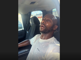 Man Found A Guy Slumped Over And Tried To Wake Him Up By Doing This Because He Was Holding Up Traffic