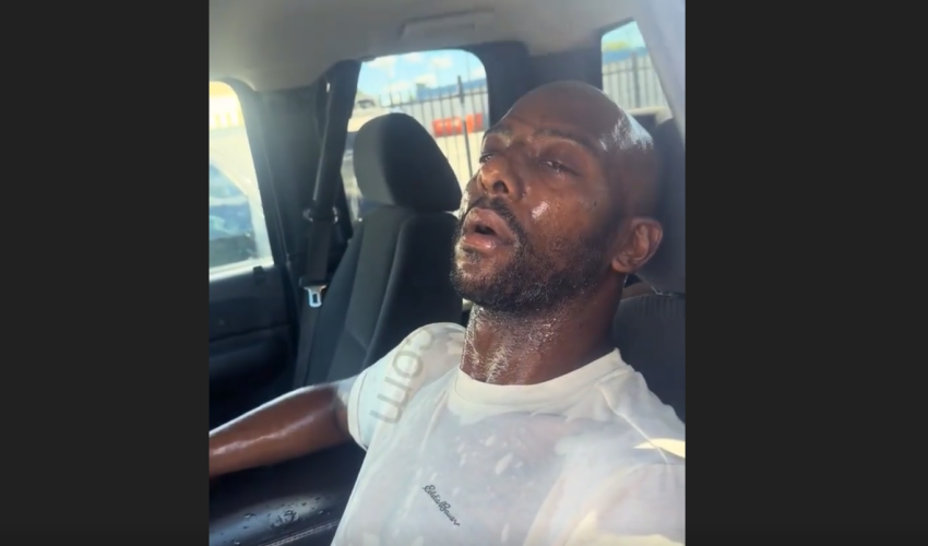 Man Found A Guy Slumped Over And Tried To Wake Him Up By Doing This Because He Was Holding Up Traffic