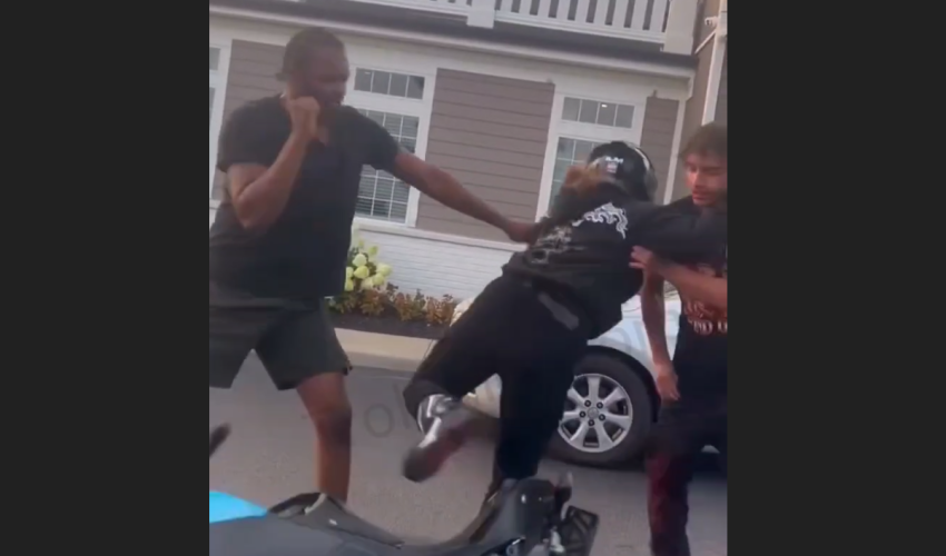 Dude Protects His Girlfriend By Shooting A Man That Kept Punching On His Girlfriend During A Road Rage