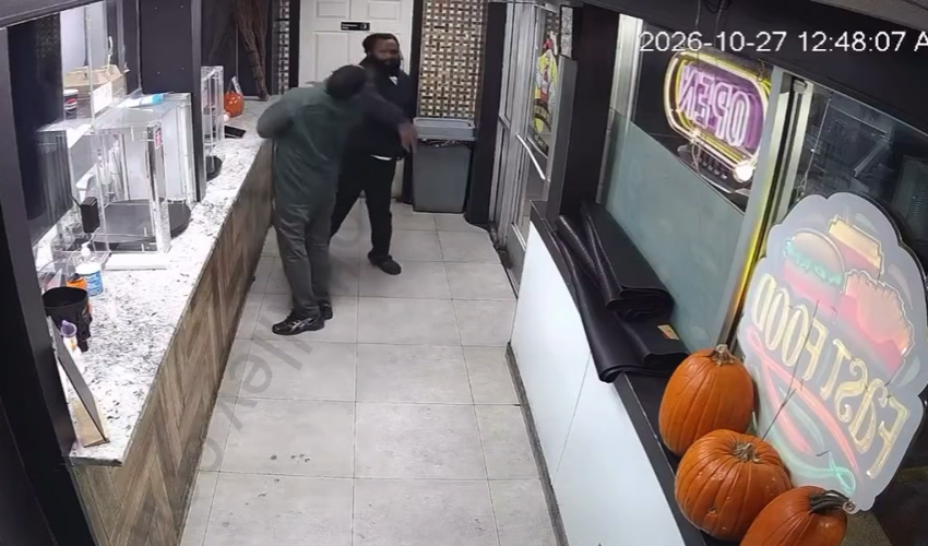 Dude Gets Slapped By His Homie For Not Helping Him When He Got Shot