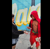 Dude Became Abusive Towards His Homeless Girlfriend After A Guy Gave Her 10 Dollars To Help Her