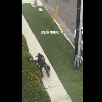 Ice Agent Pointed His Gun In A Bystander Face For Helping A Illegal Immigrant