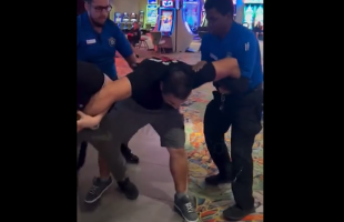 4 Security Guards Had A Difficult Time Taking Down A Guy At The Casino