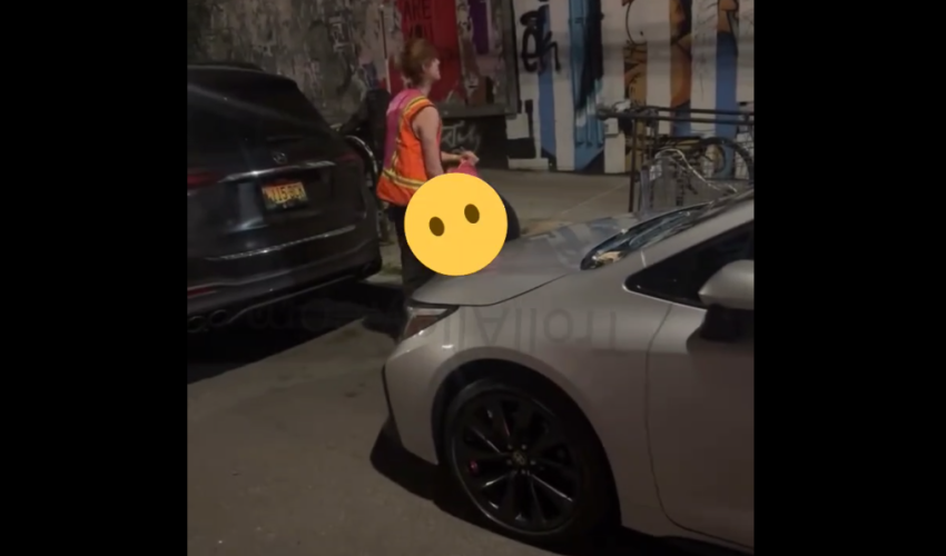Dude Caught Two Dudes In Public Doing The Unthinkable