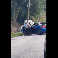 Police Tried To Get Stolen Store Items Back From A Man But Gets Attacked In The Process